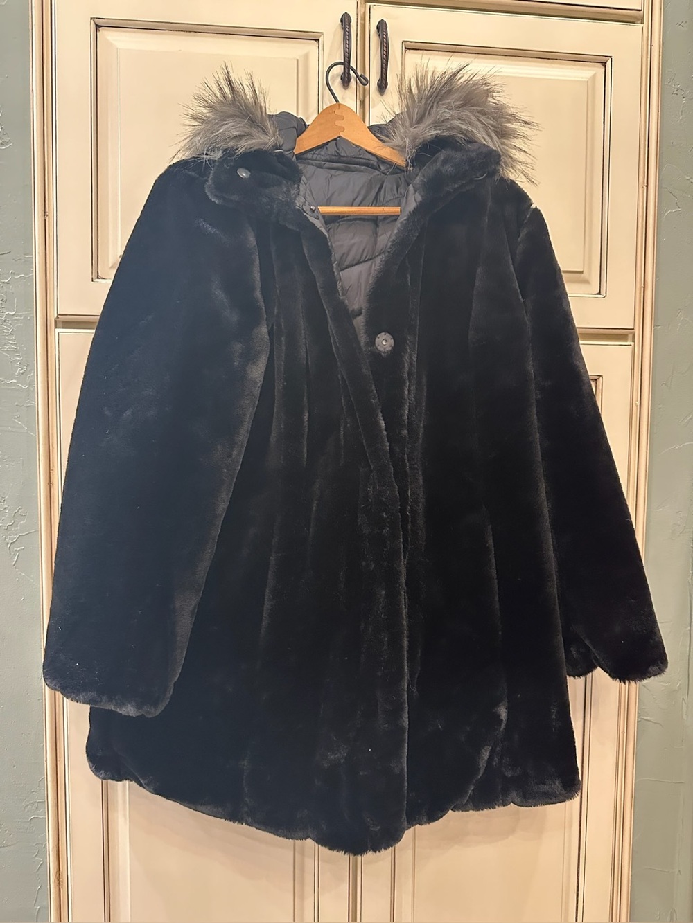 Women's Black Faux Fur Hooded Coat with Fur Trim - Dennis Basso - Large